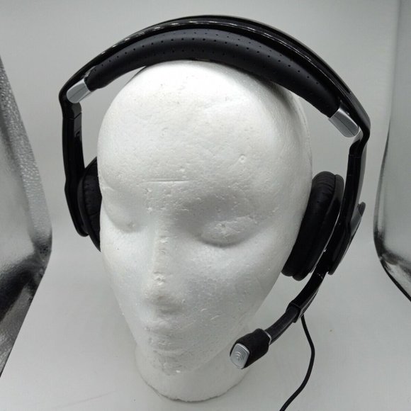 Plantronics headset with mic - Picture 1 of 7